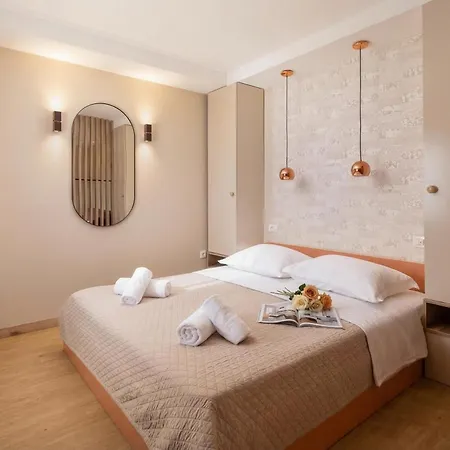 Apartamento Breathtaking Panorama Vese Voluja